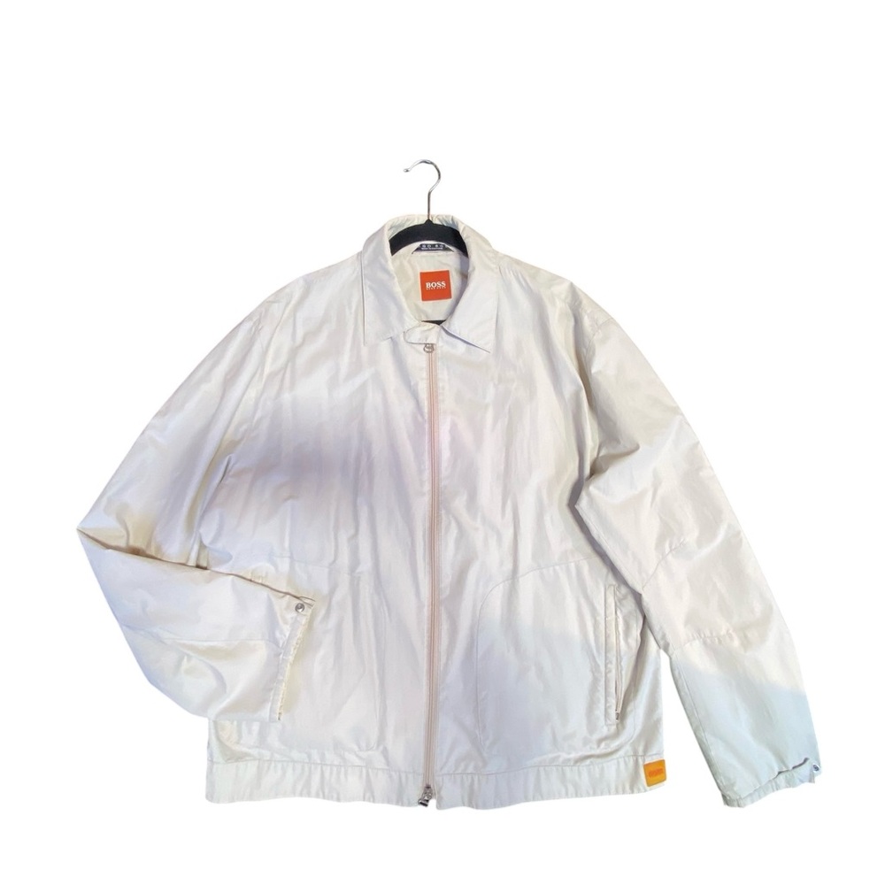 VTG 90’s HUGO BOSS CLASSIC MOTORCYCLE NYLON WINDBREAKER CLASSIC CREAM JACKET MEN